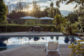 Quinta Samai 20 min from Quito airport